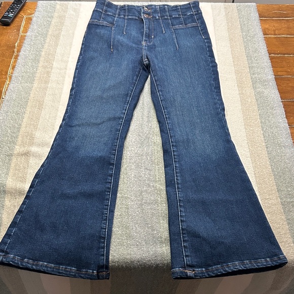 We The Free Denim - We The Free - Jayde Crop Flare - Dark Blue High-Rise Flare Jeans